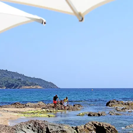 Loumic Villa *